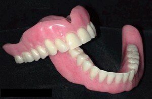 Гибкие зубные протезы