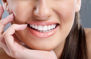 Отбеливание и чистка зубов AIR FLOW